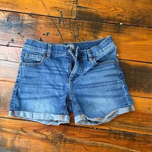 Soho Women's Medium Blue Denim Cuffed Shorts